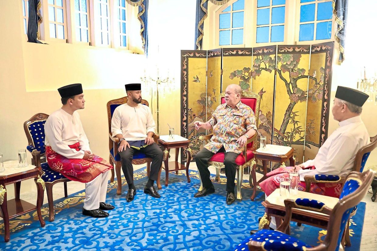 Sultan Ibrahim and Tunku Ismail are pictured in discussion with Onn Hafiz and Umno president Datuk Seri Dr Ahmad Zahid Hamidi (right) at Istana Besar on May 11, following a commemorative photography session marking the 80th anniversary of Umno’s historic founding on the palace grounds in Johor Baru.