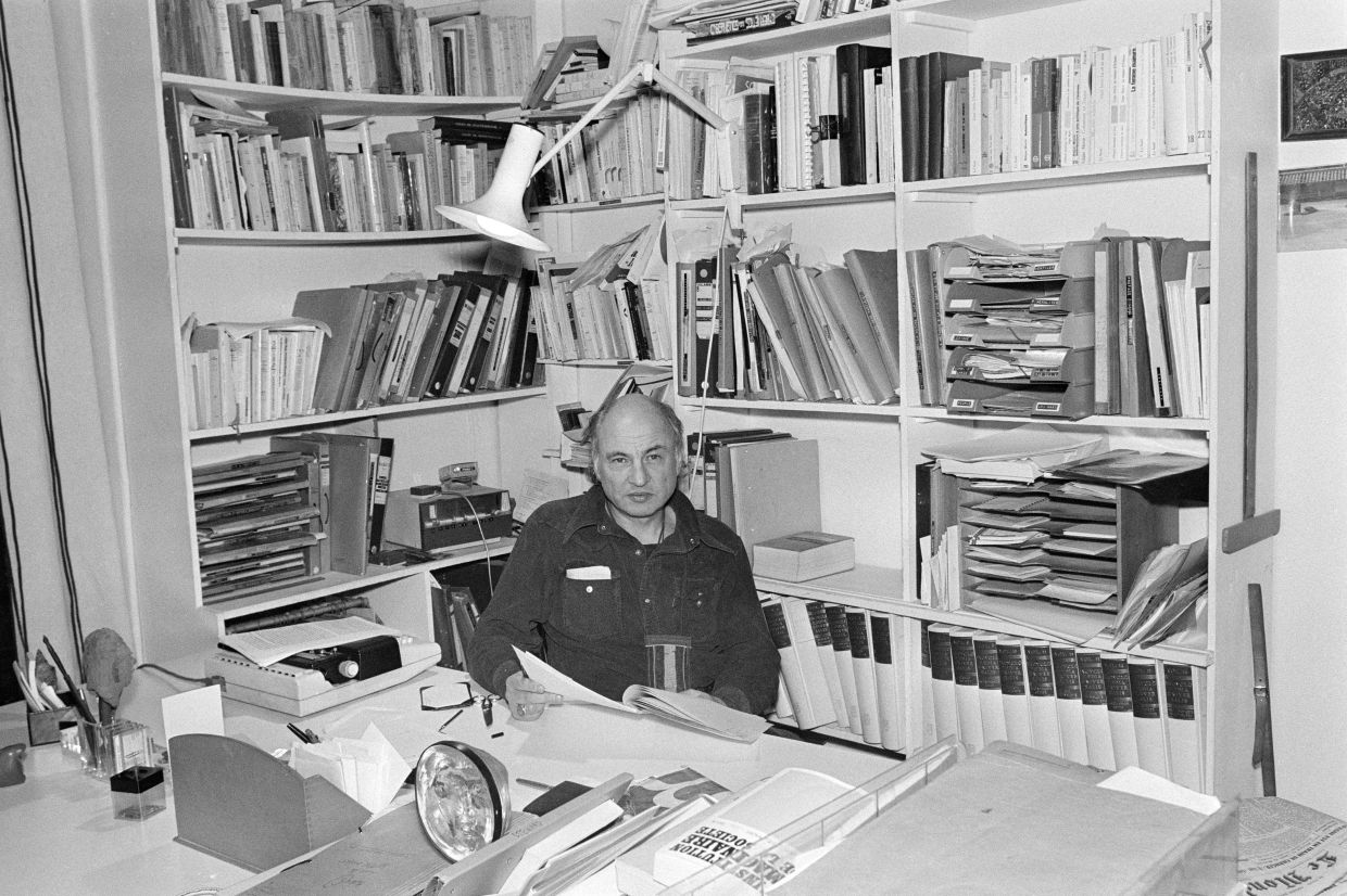 For the French, Morin was above all an intellectual guide, who developed a holistic transdisciplinary approach to the big questions of our time. Photo: AFP