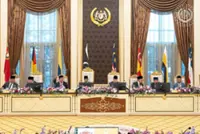 Balancing royalty with Constitution