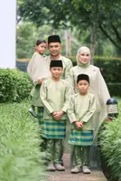 Crafting the classic Teluk Belanga