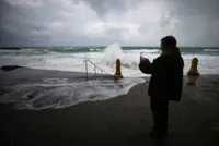 Thousands affected by blackouts after damaging storms hit Western Australia
