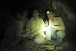 Rescue mission in Laos moves into second week - Rescuers seek new route to two missing in cave