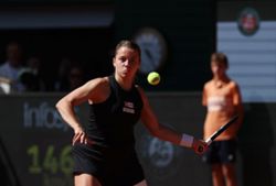 Tennis-Chwalinska beats last French hope Parry to reach quarter-finals