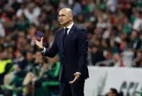 Soccer-Portugal carry hot streak and baggage into Ronaldo's sixth World Cup