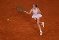 Tennis-Andreeva rips through Cirstea for return to Roland Garros semi-finals