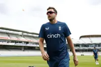 Cricket-Bashir, Robinson recalled to England squad for first test v New Zealand