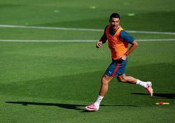 Soccer-Ronaldo heads for sixth World Cup with unfinished business