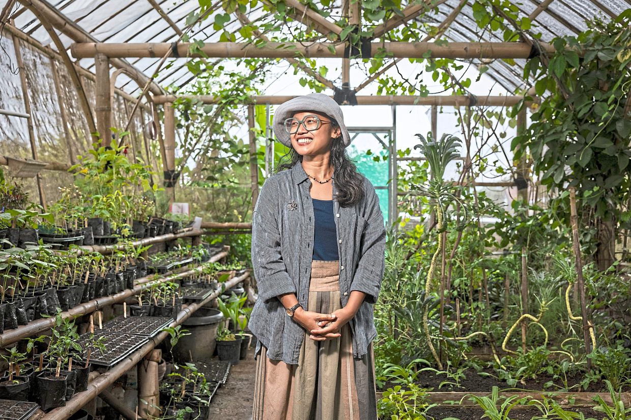 April’s art festival included 78 stalls of products made by villagers, and three stages for live performances, Widiarti said. Photos: The New York Times/Ulet Ifansasti 