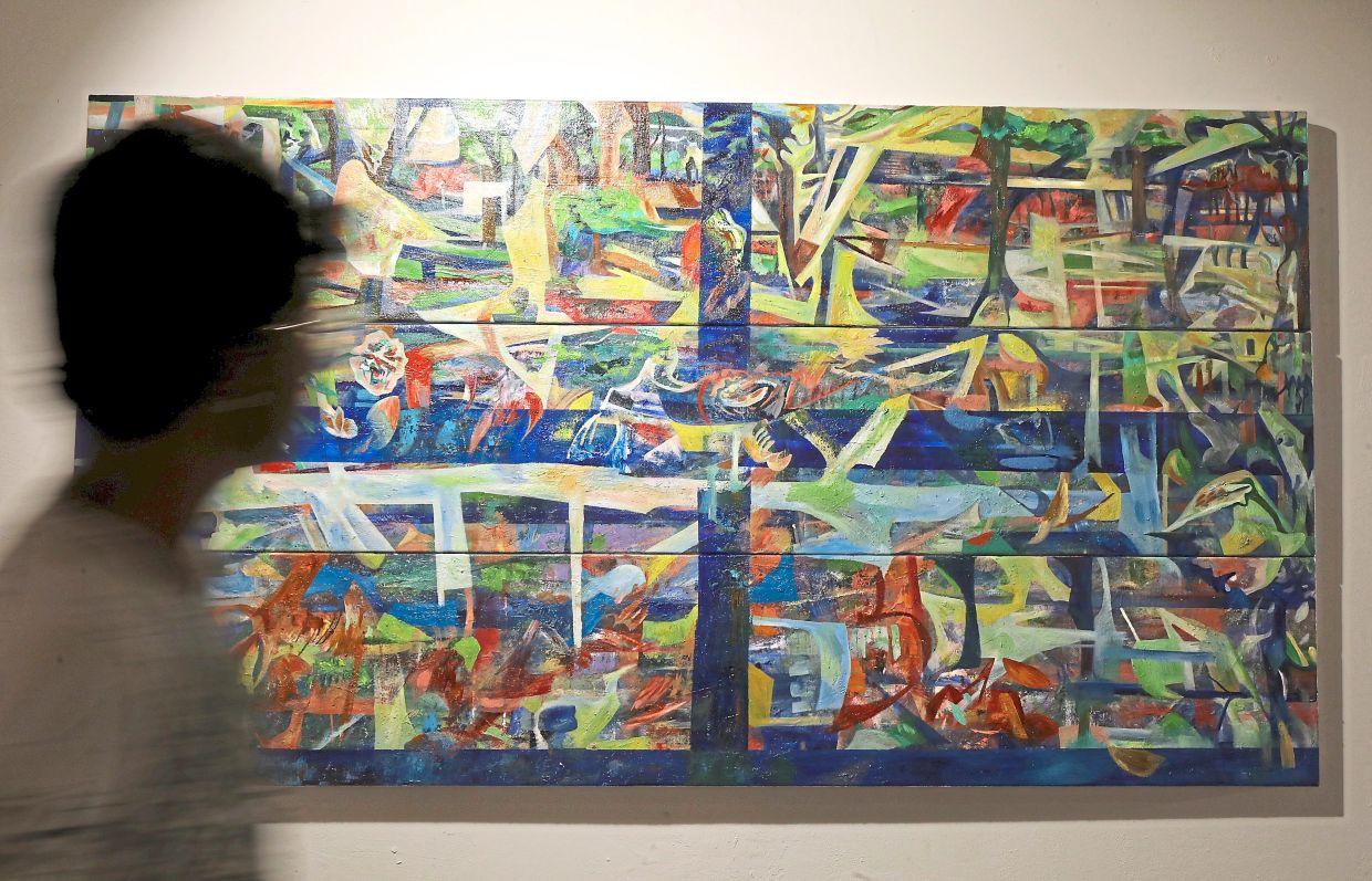 Yau’s 'Structural Voids', her eighth solo at Wei-Ling Gallery, presents six new oil-on-jute works on canvas.