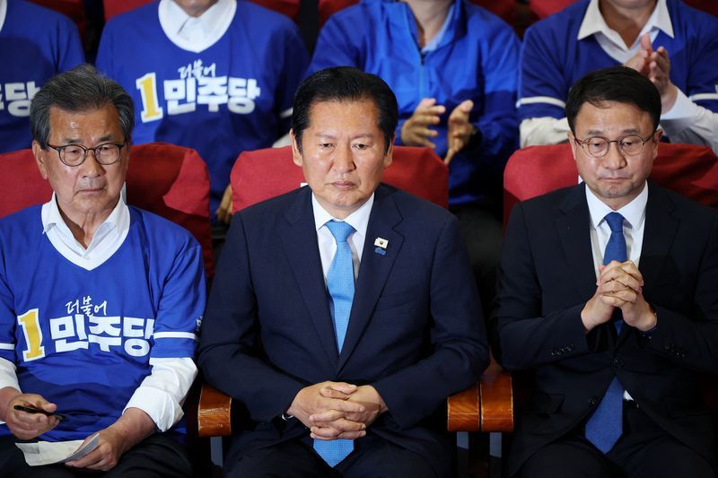 South Korea Lee's ruling party sweeps local elections, but loses Seoul mayor race