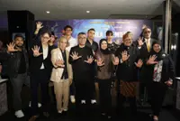 Welcome to the world of '5 Bomoh' - a satirical social movie featuring a star-studded cast and Khairy Jamaluddin