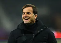 Soccer-Spain's Novell replaces Hjulmand as Bayer Leverkusen coach