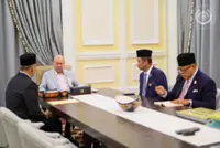 King grants audience to EC chairman, Armed Forces Chief