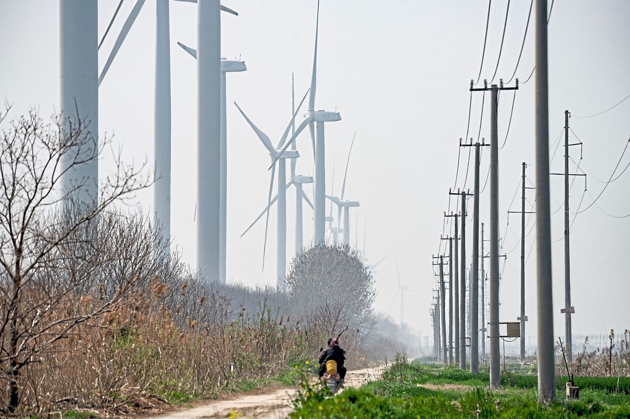 China chases the breeze