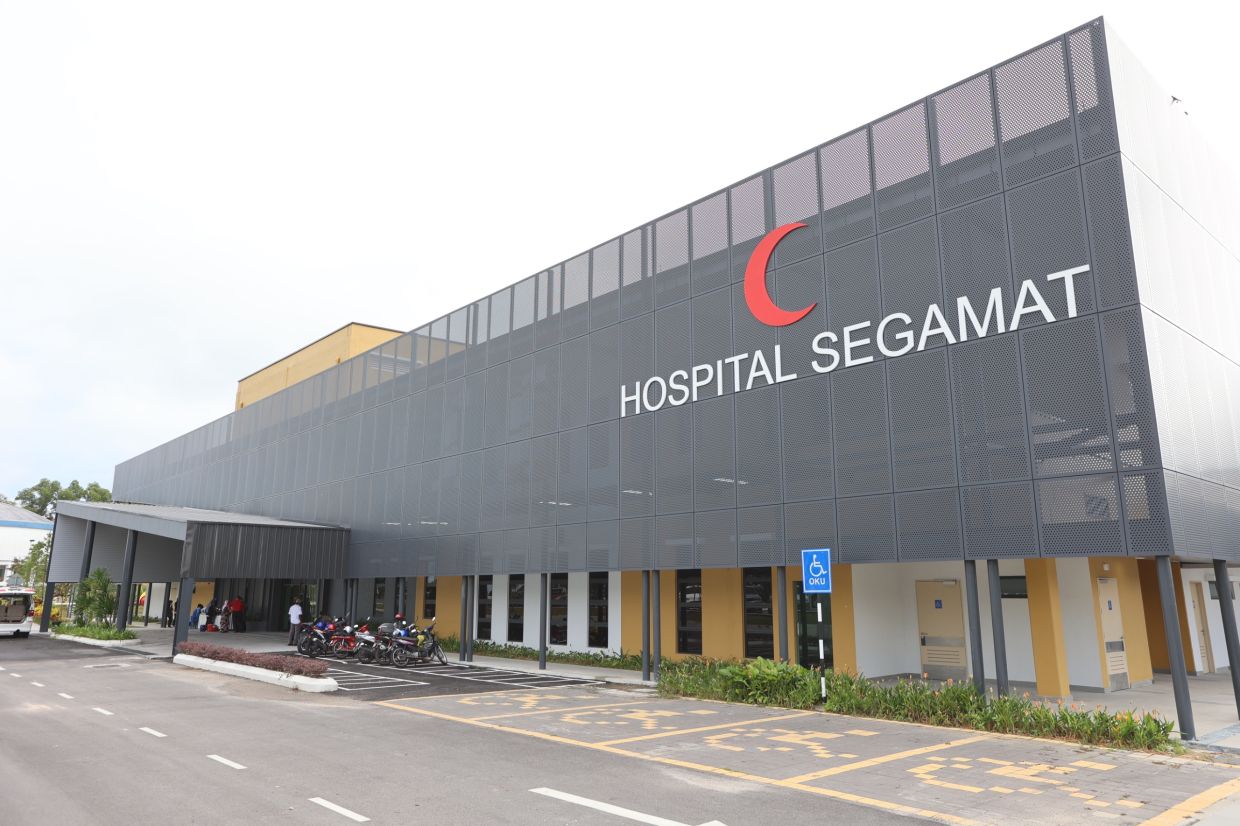 A post that has gone viral on Threads claims that Segamat Hospital will cease operations on July 1 and that all its staff will be laid off. Is this true?