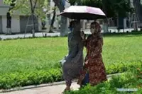 Scorching heat tests daily life across Vietnam