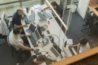 Companies push employees to use AI – just not too much