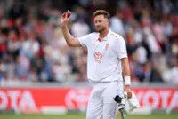 Cricket-Robinson helps put England on top in first test agianst New Zealand