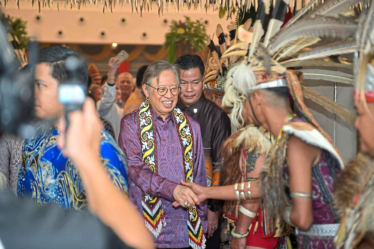 Abang Johari greeting guests at the Gawai Dayak 2026 Open House at Unifor Complex.