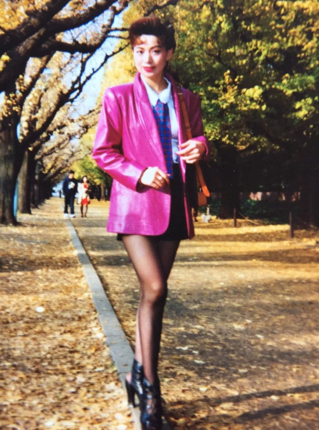 Yingzi, above, pictured in a fetching pink jacket in her younger days. - Photo: QQ.com