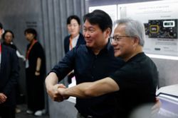 Nvidia CEO, SK chairman to announce cooperation plan on Monday - report