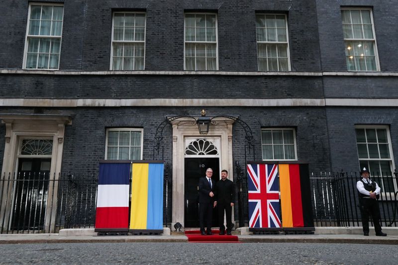 Zelenskiy in London for talks with Starmer, Macron and Merz