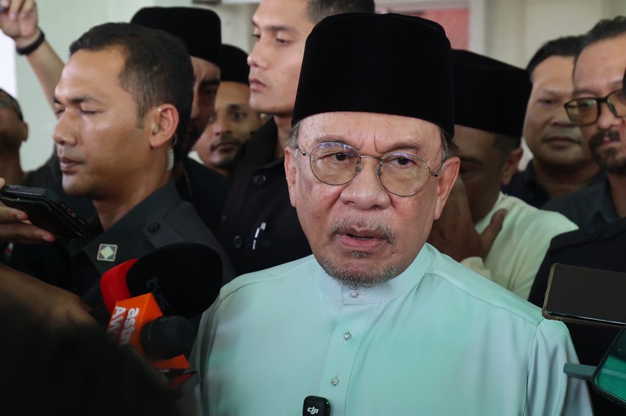 Anwar said the people want leaders who focus on safeguarding their interest and well-being, creating job opportunities, affordable housing, quality education and a secure future.