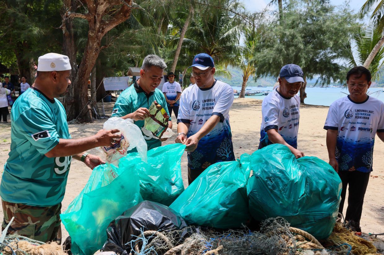 Fisheries director-general Datuk Adnan Hussain said the camp