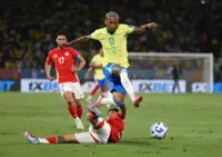 Soccer-Brazil lose injured Wesley from World Cup squad, call up Ederson