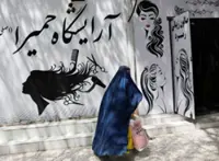 UN urges Afghan Taliban to end arrests of women over dress rules