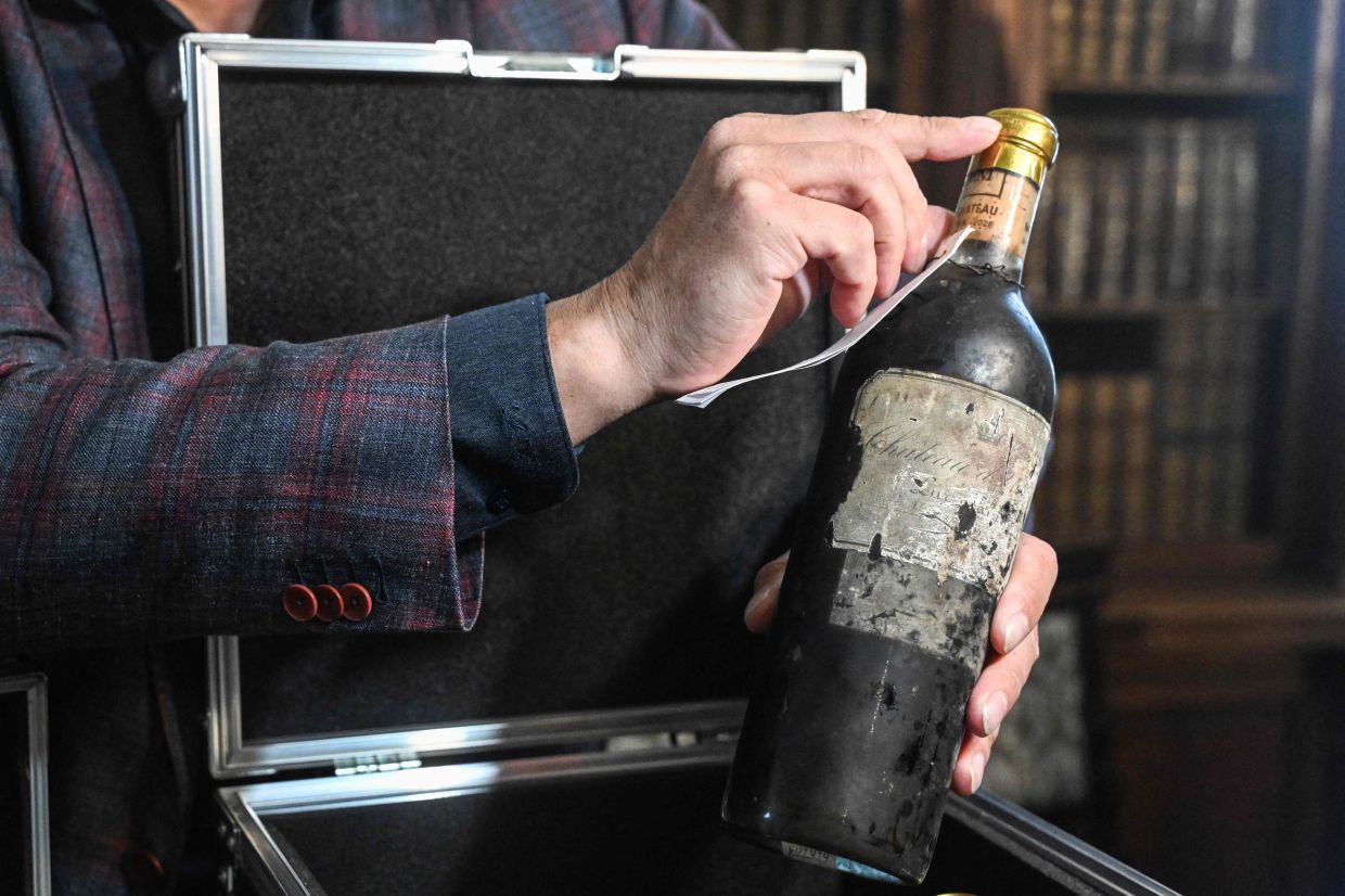 Legendary 130yo French wine restored after decades under Czech castle floor