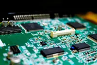 US lawmakers urge tighter rules on contract chipmakers supplying Chinese firms' overseas units