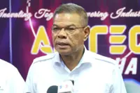 Saifuddin: Govt close to fixing start date for automatic citizenship to children born overseas to M'sian mums