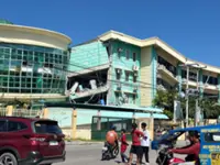 Outdoor hospitals, cut-off communities as Philippine quake toll hits 41