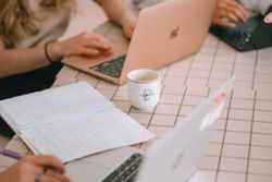 Want an AI degree? Here’s what you should think about.