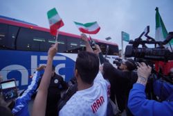 Soccer-Iran says ticket allocation for World Cup withdrawn days before tournament