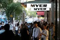Aussie consumer confidence slips in June