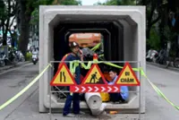Vietnam capital proposes bond issuance to support development