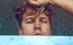 Ask The Expert: A fashion photographer’s guide to stunningly chic phone shots