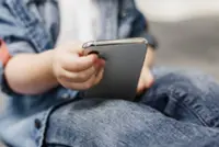 Sweden health agency recommends no smartphones for children under 13
