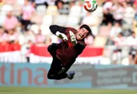 Soccer-Belgium keeper Courtois thinking about retiring from national team after World Cup