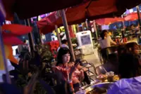 China's 'goose leg auntie' in hot water for using duck meat