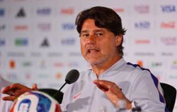 Soccer-United States prepare for tough World Cup opener against Paraguay in Los Angeles