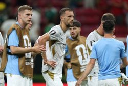 Soccer-Czech coach Koubek says better team won after defeat by South Korea