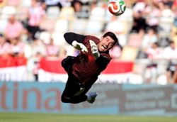 Soccer-Belgium keeper Courtois thinking about retiring from national team after World Cup