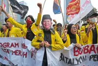 Students protest Prabowo’s policies, warning nation is ‘heading to bankruptcy’
