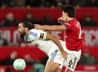 Soccer-Premier League says hair pulling no longer warrants an automatic red card