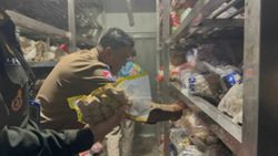 Hun Sen: Land imports into Cambodia from Thailand illegal, no exceptions