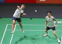 Ee Wei wants Tang Jie to chase his dreams