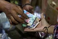 Indonesian economy comes up for air but struggles to win back investors